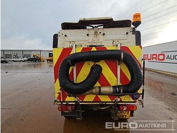 Feiebil 2009 Scarab 4x2 Road Sweeper, Reverse Camera, Automatic Gearbox: bilde 5