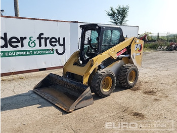 Kompaktlaster CATERPILLAR