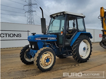 Traktor FORD