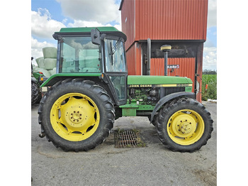 Traktor John Deere 2850 MFWD: bilde 2 Traktor John Deere 2850 MFWD: bilde 2