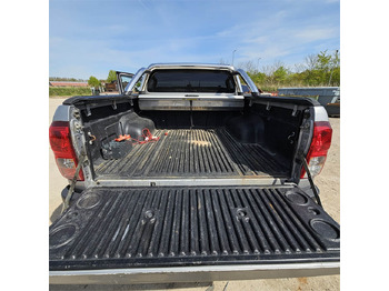 Leie Toyota Hillux Toyota Hillux: bilde 5