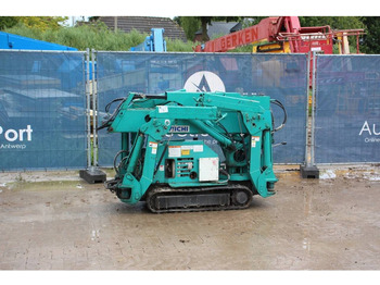 Beltegående kran AICHI