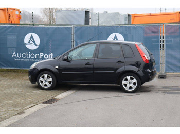 Sedan Ford Fiesta: bilde 3