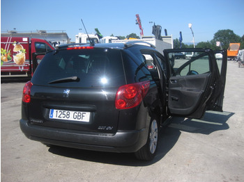 Personenbil PEUGEOT