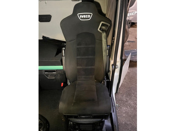 Sete IVECO S-WAY