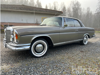 Personenbil MERCEDES-BENZ