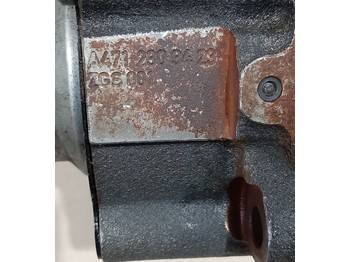 Mercedes Actros MP4 A4712302423 Nebenantrieb - Hydraulisk pumpe for Lastebil: bilde 1 Mercedes Actros MP4 A4712302423 Nebenantrieb - Hydraulisk pumpe for Lastebil: bilde 1
