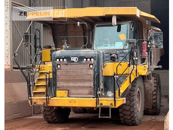 Tipptruck CATERPILLAR