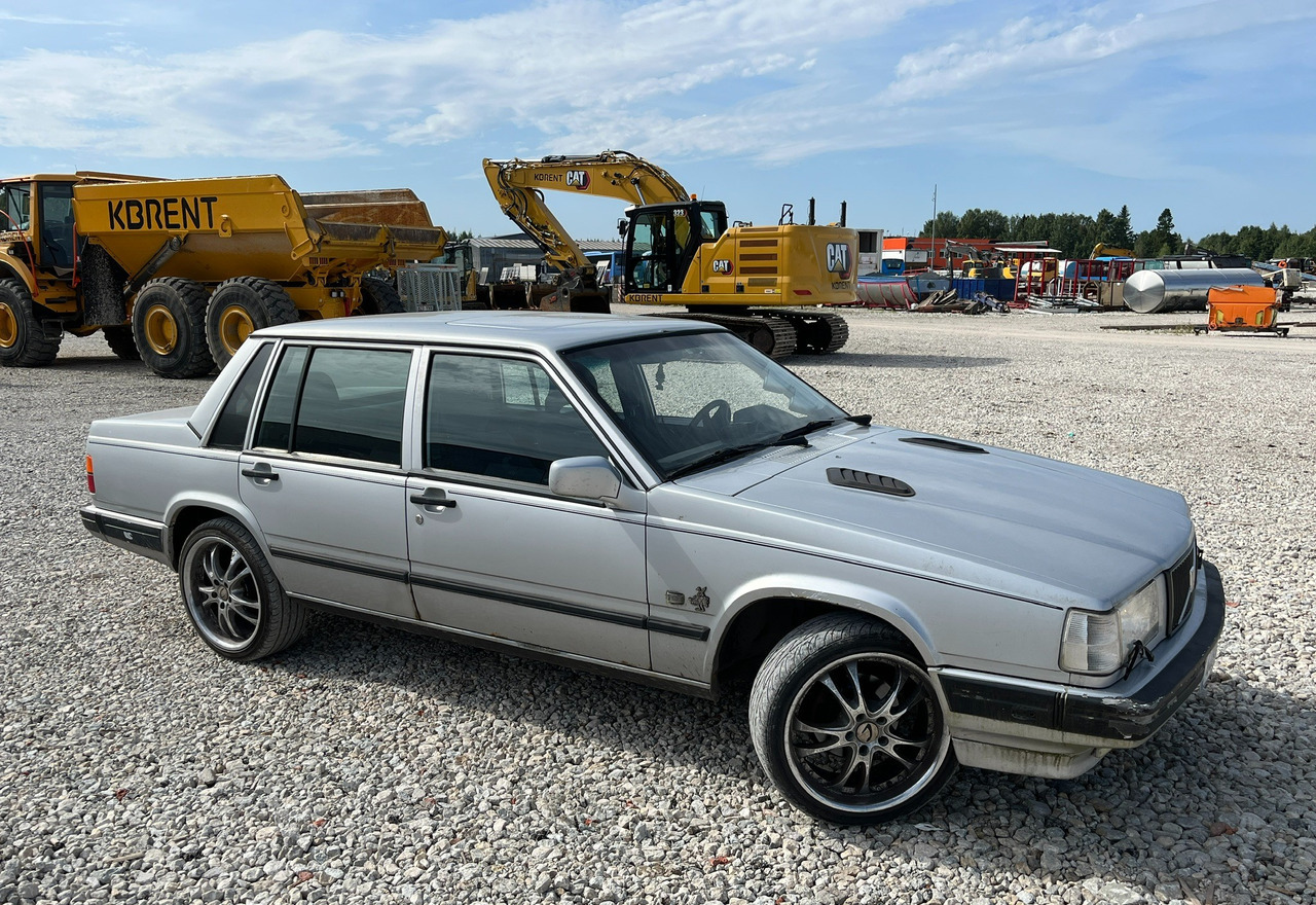1992 VOLVO 740SE 2.3 85kW - Personenbil: bilde 1 1992 VOLVO 740SE 2.3 85kW - Personenbil: bilde 1