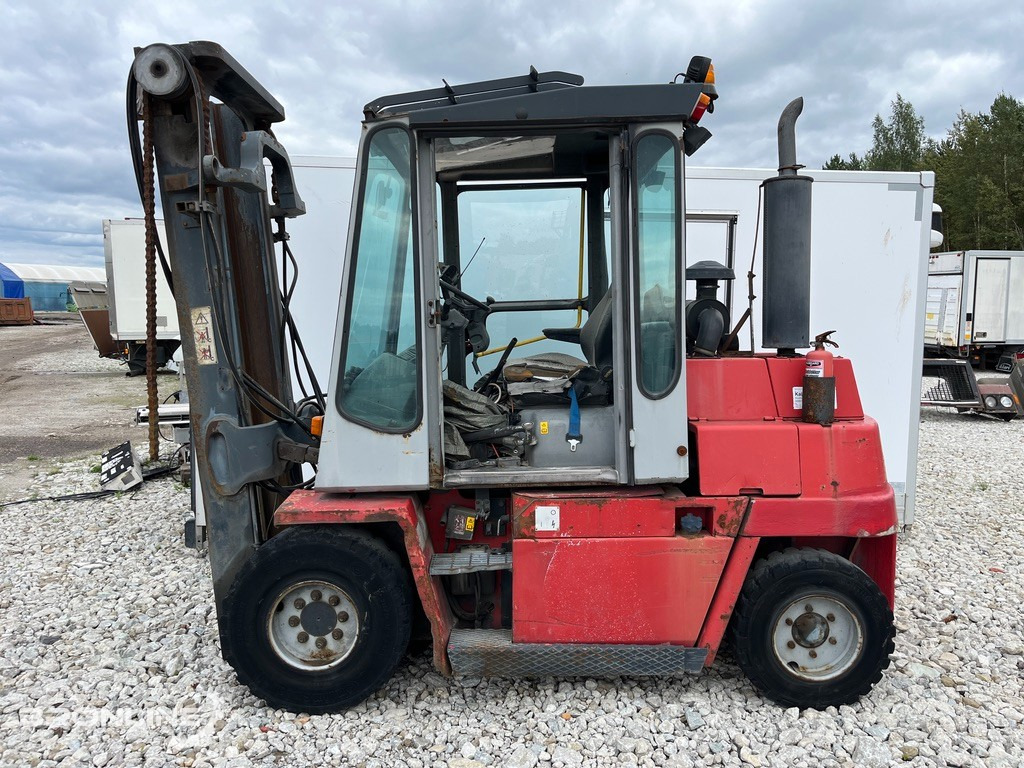 2000 Kalmar DCD 55-6H tõstuk - Dieseltruck: bilde 2 2000 Kalmar DCD 55-6H tõstuk - Dieseltruck: bilde 2