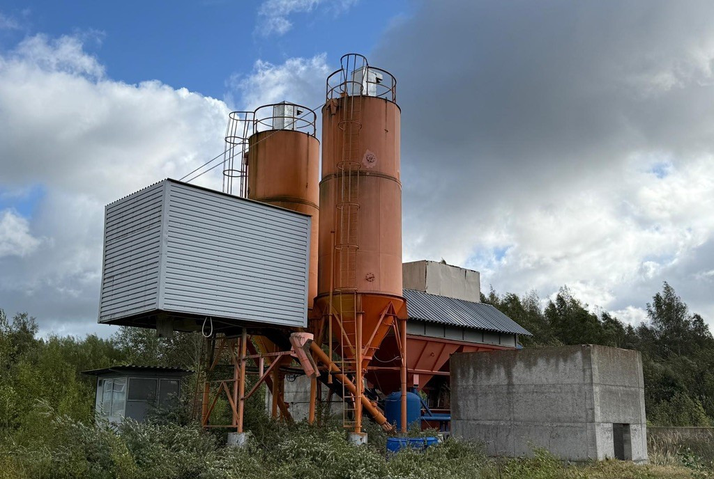 Betoonitehas / Concrete Plant - Betongfabrikk: bilde 1 Betoonitehas / Concrete Plant - Betongfabrikk: bilde 1