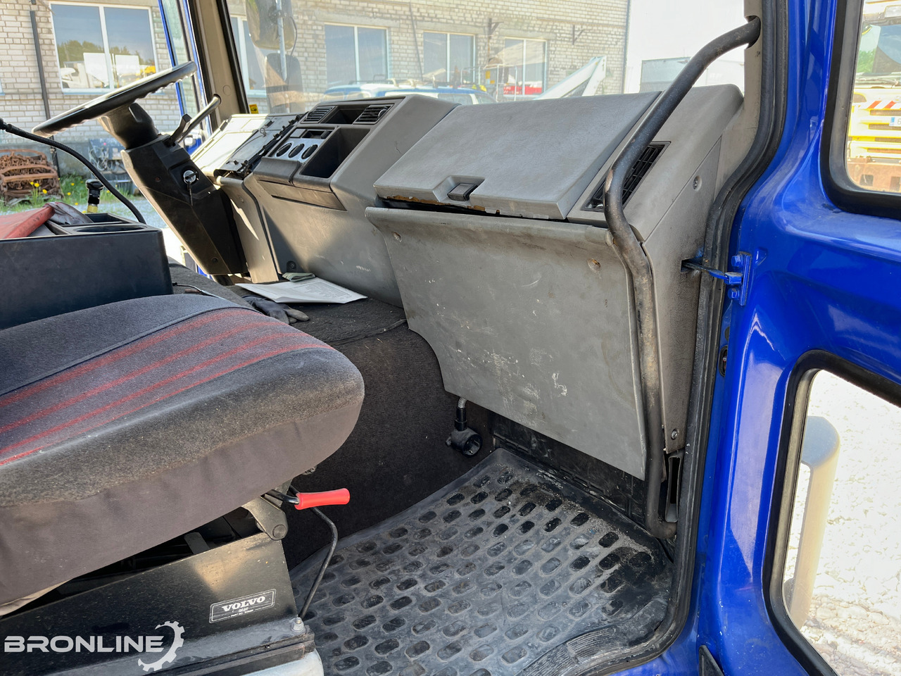Planbil, Kranbil VOLVO FL611 + Palfinger PK 8200: bilde 28