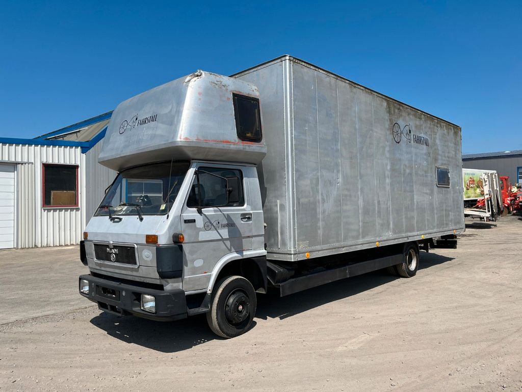 MAN VW-MAN LO2 Koffer Schlafkabine - Varebil med skap: bilde 3 MAN VW-MAN LO2 Koffer Schlafkabine - Varebil med skap: bilde 3