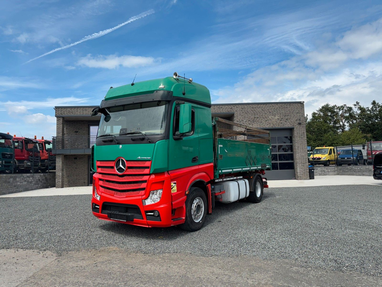 Mercedes-Benz Actros 1842 Kipper Dreiseitenkipper - Tippbil: bilde 1 Mercedes-Benz Actros 1842 Kipper Dreiseitenkipper - Tippbil: bilde 1