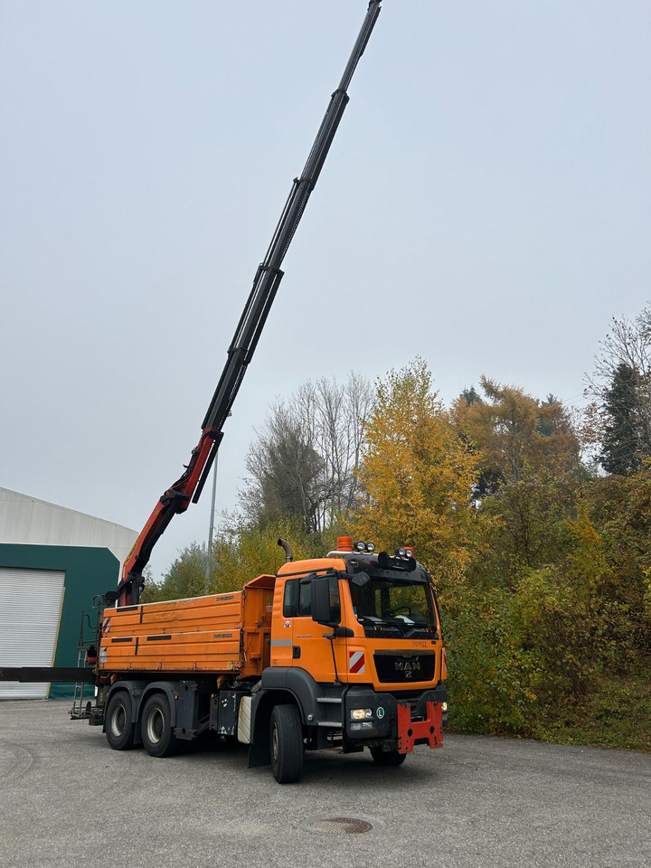 MAN TGS 33.400 6x4 Kipper Palfinger 22002 - Tippbil, Kranbil: bilde 2 MAN TGS 33.400 6x4 Kipper Palfinger 22002 - Tippbil, Kranbil: bilde 2