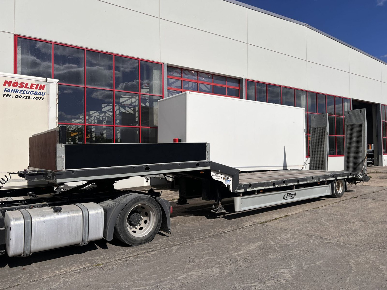 1 Achs Satteltieflader - Lavloader semitrailer: bilde 3 1 Achs Satteltieflader - Lavloader semitrailer: bilde 3