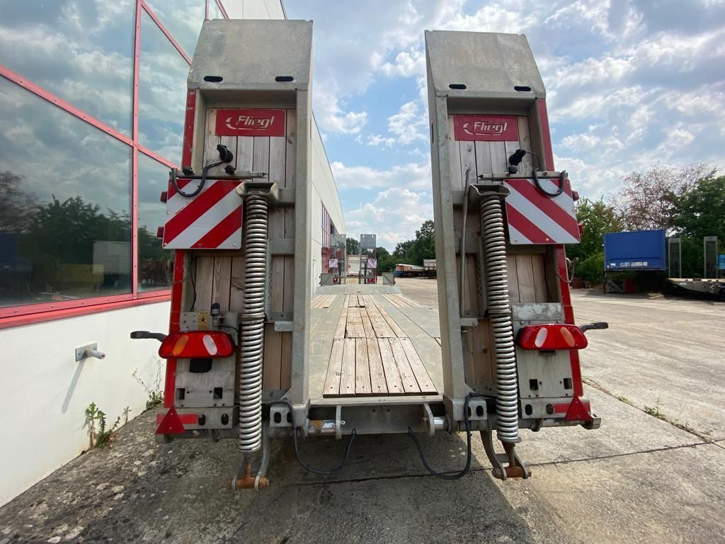 Fliegl 3 Achs Tiefladeranhänger - Lavloader tilhenger: bilde 5 Fliegl 3 Achs Tiefladeranhänger - Lavloader tilhenger: bilde 5