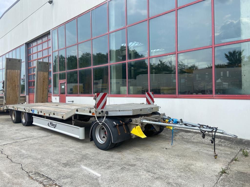 Fliegl DTS 300 3 Achs Tiefladeranhänger - Lavloader tilhenger: bilde 2 Fliegl DTS 300 3 Achs Tiefladeranhänger - Lavloader tilhenger: bilde 2