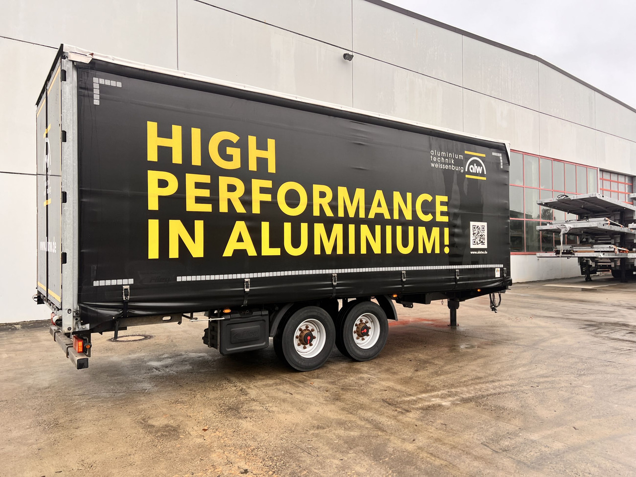 Fliegl TPS135 13,5 t Tandemplanenanhänger, neuwertig - Kapellhenger: bilde 4 Fliegl TPS135 13,5 t Tandemplanenanhänger, neuwertig - Kapellhenger: bilde 4