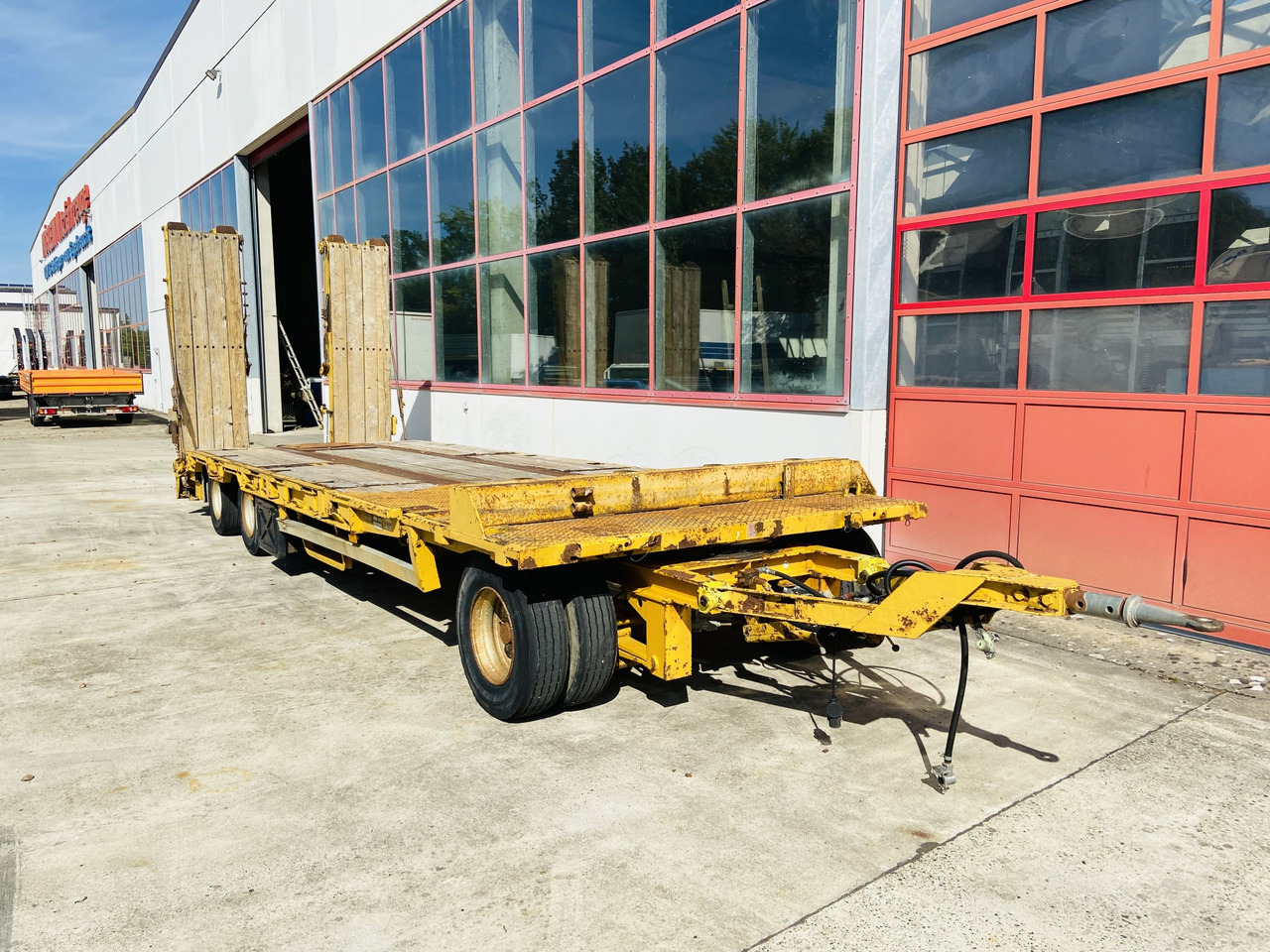 Goldhofer TUP-L3-24/80 3 Achs Tiefladeranhänger - Lavloader tilhenger: bilde 3 Goldhofer TUP-L3-24/80 3 Achs Tiefladeranhänger - Lavloader tilhenger: bilde 3