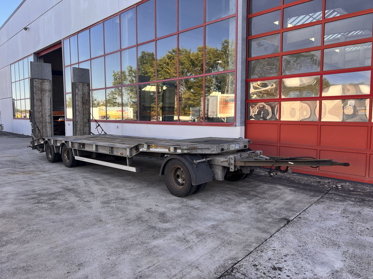 Humbaur HTD 30 3 Achs Tiefladeranhänger, verzinkt - Lavloader tilhenger: bilde 2 Humbaur HTD 30 3 Achs Tiefladeranhänger, verzinkt - Lavloader tilhenger: bilde 2