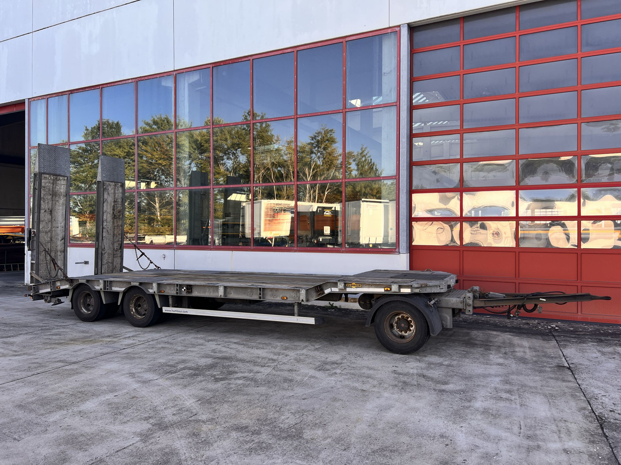 Humbaur HTD 30 3 Achs Tiefladeranhänger, verzinkt - Lavloader tilhenger: bilde 1 Humbaur HTD 30 3 Achs Tiefladeranhänger, verzinkt - Lavloader tilhenger: bilde 1