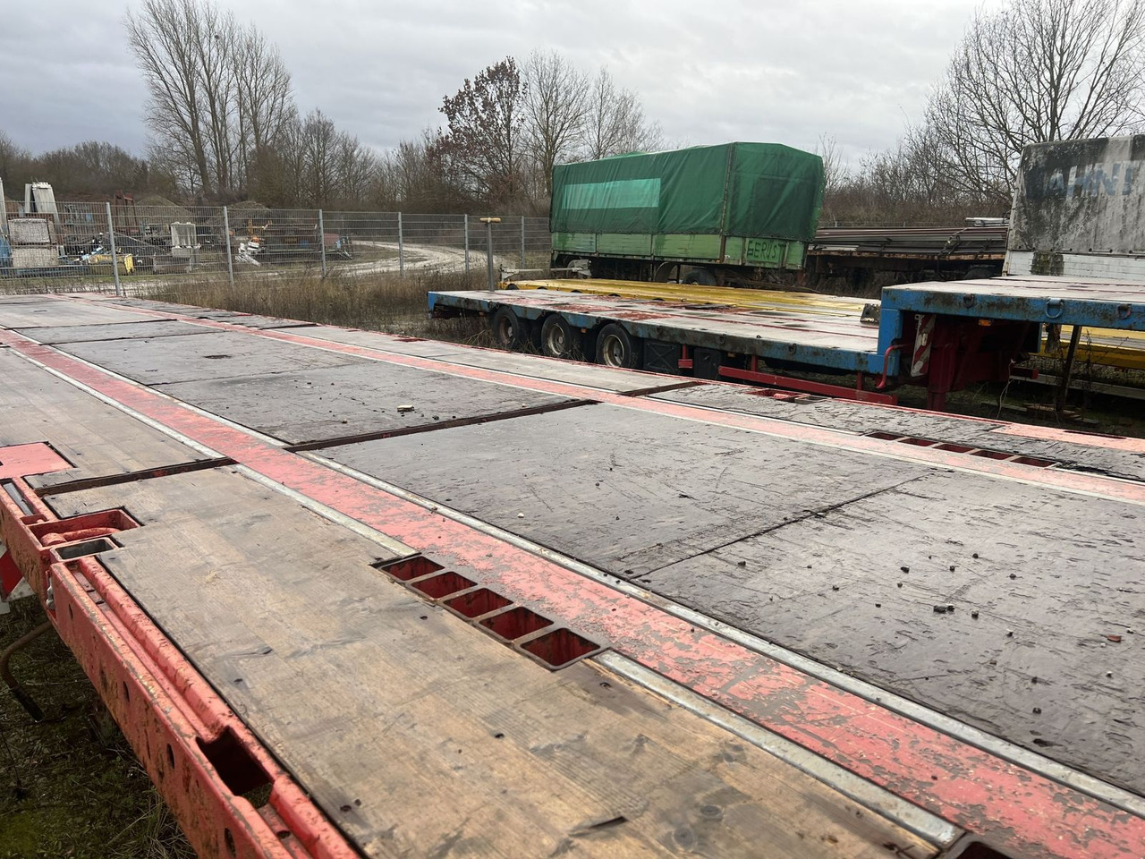 Krone 3 Achs Sattelauflieger - Åpen semitrailer: bilde 4 Krone 3 Achs Sattelauflieger - Åpen semitrailer: bilde 4