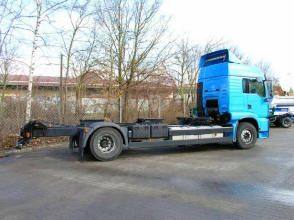 MAN 18.410 TGA2 Achs BDF- LKW - Container-transport/ Vekselflak lastebil: bilde 4 MAN 18.410 TGA2 Achs BDF- LKW - Container-transport/ Vekselflak lastebil: bilde 4