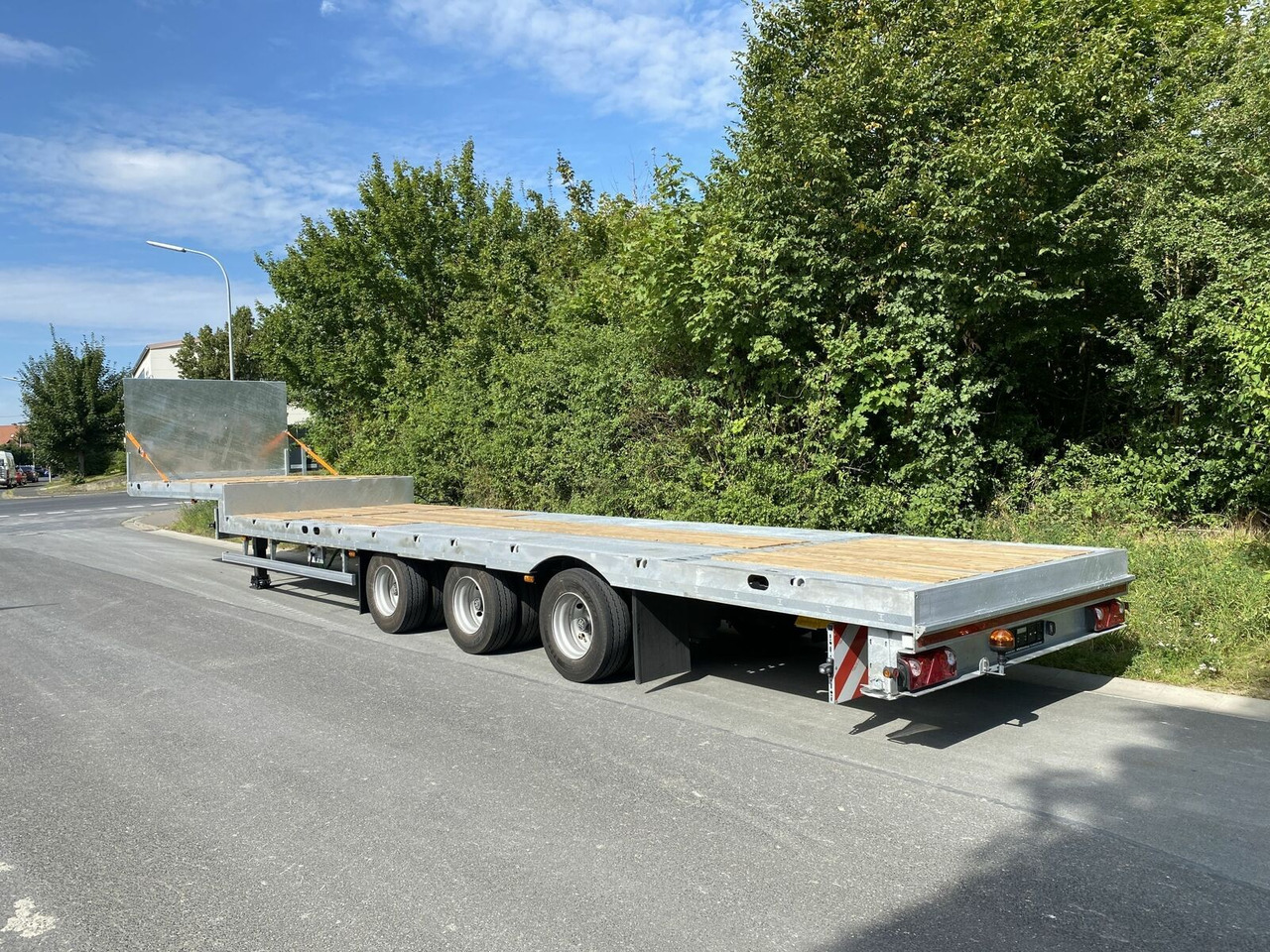 Möslein 3 Achs Satteltieflader Plato 45 t GGfür Fertigt - Lavloader semitrailer: bilde 2 Möslein 3 Achs Satteltieflader Plato 45 t GGfür Fertigt - Lavloader semitrailer: bilde 2
