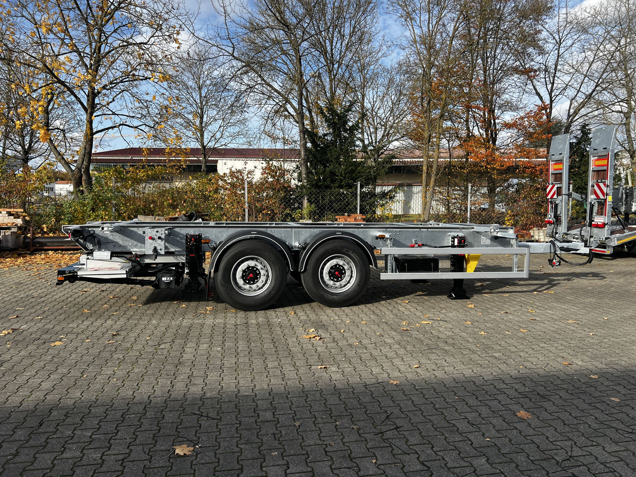 Möslein BDF Tandem- BDF- Wechselanhänger mit Ladebordwand - Container-transport/ Vekselflak tilhenger: bilde 1 Möslein BDF Tandem- BDF- Wechselanhänger mit Ladebordwand - Container-transport/ Vekselflak tilhenger: bilde 1