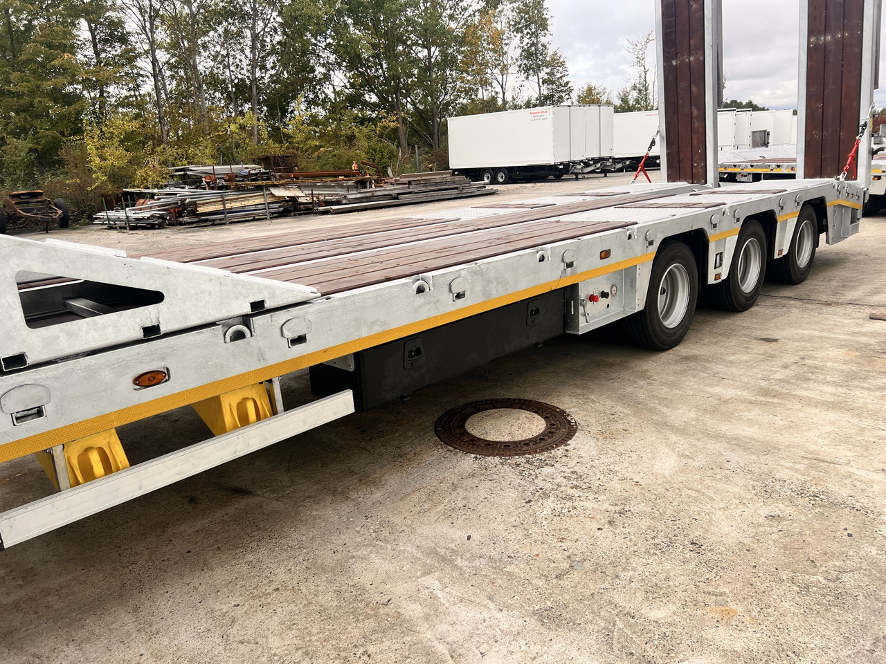 Möslein ST 3  3 Achs Satteltieflader neu - Lavloader semitrailer: bilde 5 Möslein ST 3  3 Achs Satteltieflader neu - Lavloader semitrailer: bilde 5