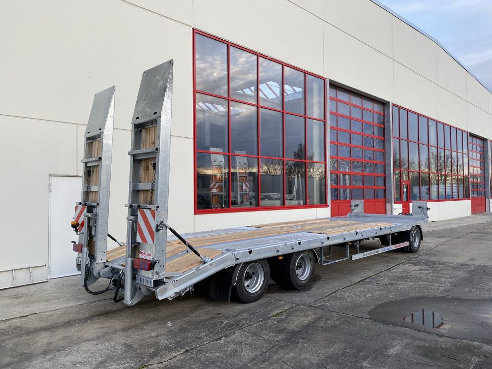 Möslein T 3-8,20 P VB H1 Blatt 3 Achs Tieflader mit gerader Ladefläche 8,10 m, Neufahrzeug - Lavloader tilhenger: bilde 3 Möslein T 3-8,20 P VB H1 Blatt 3 Achs Tieflader mit gerader Ladefläche 8,10 m, Neufahrzeug - Lavloader tilhenger: bilde 3