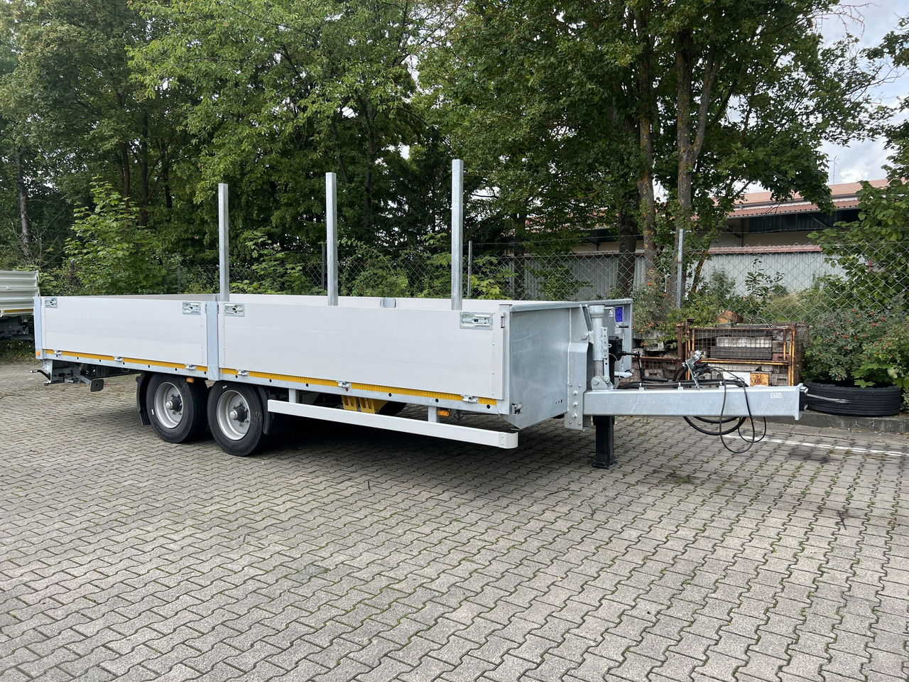 Möslein THT 11 G 6,2 L Tandem- Pritschenanhänger- Tieflader - Planhenger/ Flathenger: bilde 1 Möslein THT 11 G 6,2 L Tandem- Pritschenanhänger- Tieflader - Planhenger/ Flathenger: bilde 1