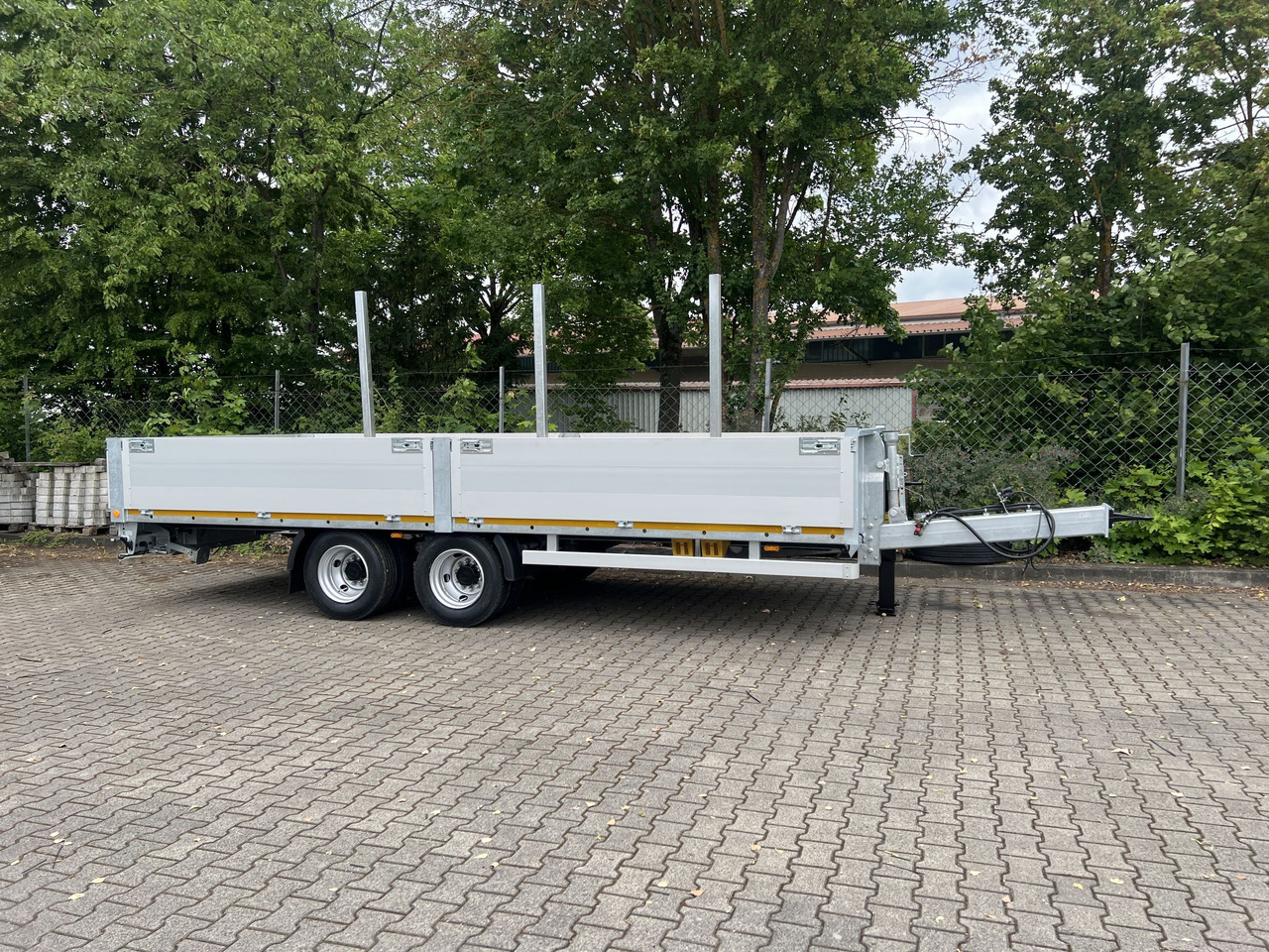 Möslein THT 14,4 G 6,2 L 14,4 t Tandem- Pritschenanhänger- Tieflader - Planhenger/ Flathenger: bilde 1 Möslein THT 14,4 G 6,2 L 14,4 t Tandem- Pritschenanhänger- Tieflader - Planhenger/ Flathenger: bilde 1