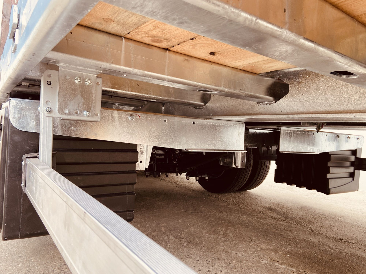 Möslein TT 31 31 t GG Tridem- Tieflader 3 Achs, gelenktNeufahrzeug - Lavloader tilhenger: bilde 2 Möslein TT 31 31 t GG Tridem- Tieflader 3 Achs, gelenktNeufahrzeug - Lavloader tilhenger: bilde 2