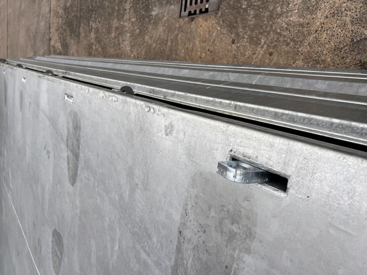 Möslein TTD 19 AB 19 t Tandem 3 Seiten Kipper TiefladerAufsatzbordwänden-- Neufahrzeug -- - Tipphenger: bilde 3 Möslein TTD 19 AB 19 t Tandem 3 Seiten Kipper TiefladerAufsatzbordwänden-- Neufahrzeug -- - Tipphenger: bilde 3