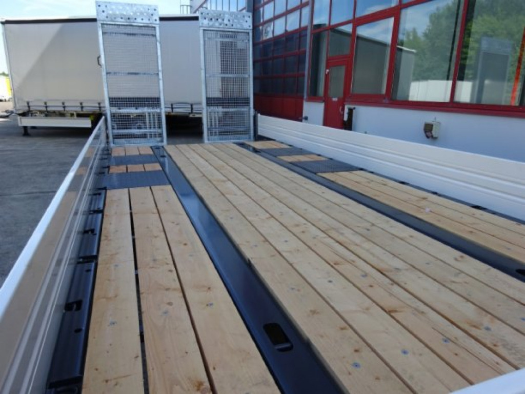 Möslein TTT 13 6,2 BR Weiß Neuer 13 t GG Tandemtieflader mit Breiten Rampen - Lavloader tilhenger: bilde 3 Möslein TTT 13 6,2 BR Weiß Neuer 13 t GG Tandemtieflader mit Breiten Rampen - Lavloader tilhenger: bilde 3