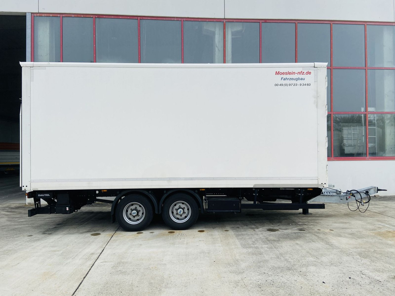 Leie  Möslein  Tandem Koffer, Ladebordwand 1,5 t + Durchladbar Möslein  Tandem Koffer, Ladebordwand 1,5 t + Durchladbar: bilde 7