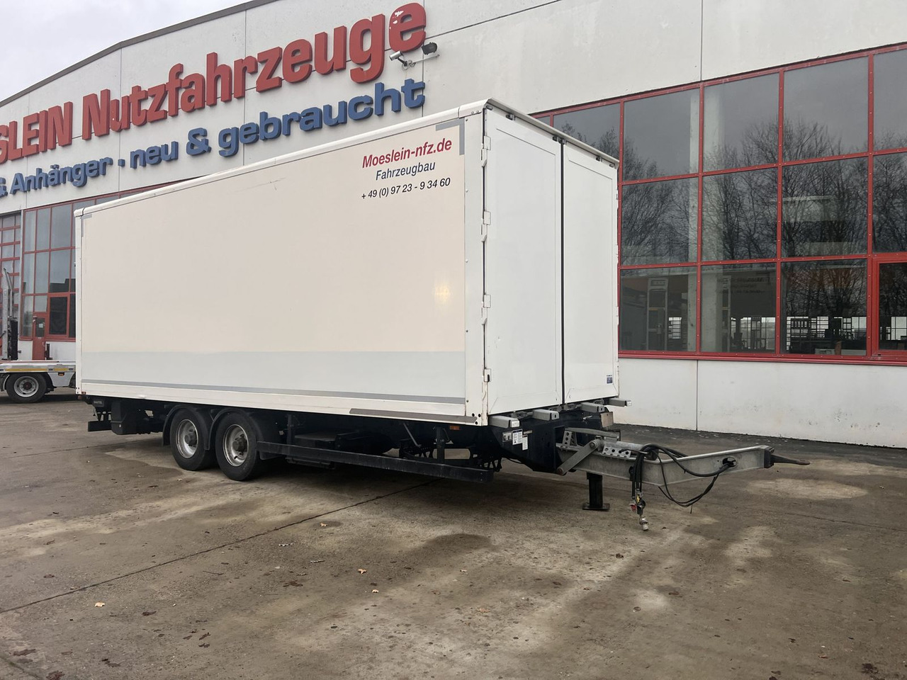 Möslein Tandem Koffer mit Ladebordwand 1,5 t + Durchlad - Skaphenger: bilde 2 Möslein Tandem Koffer mit Ladebordwand 1,5 t + Durchlad - Skaphenger: bilde 2