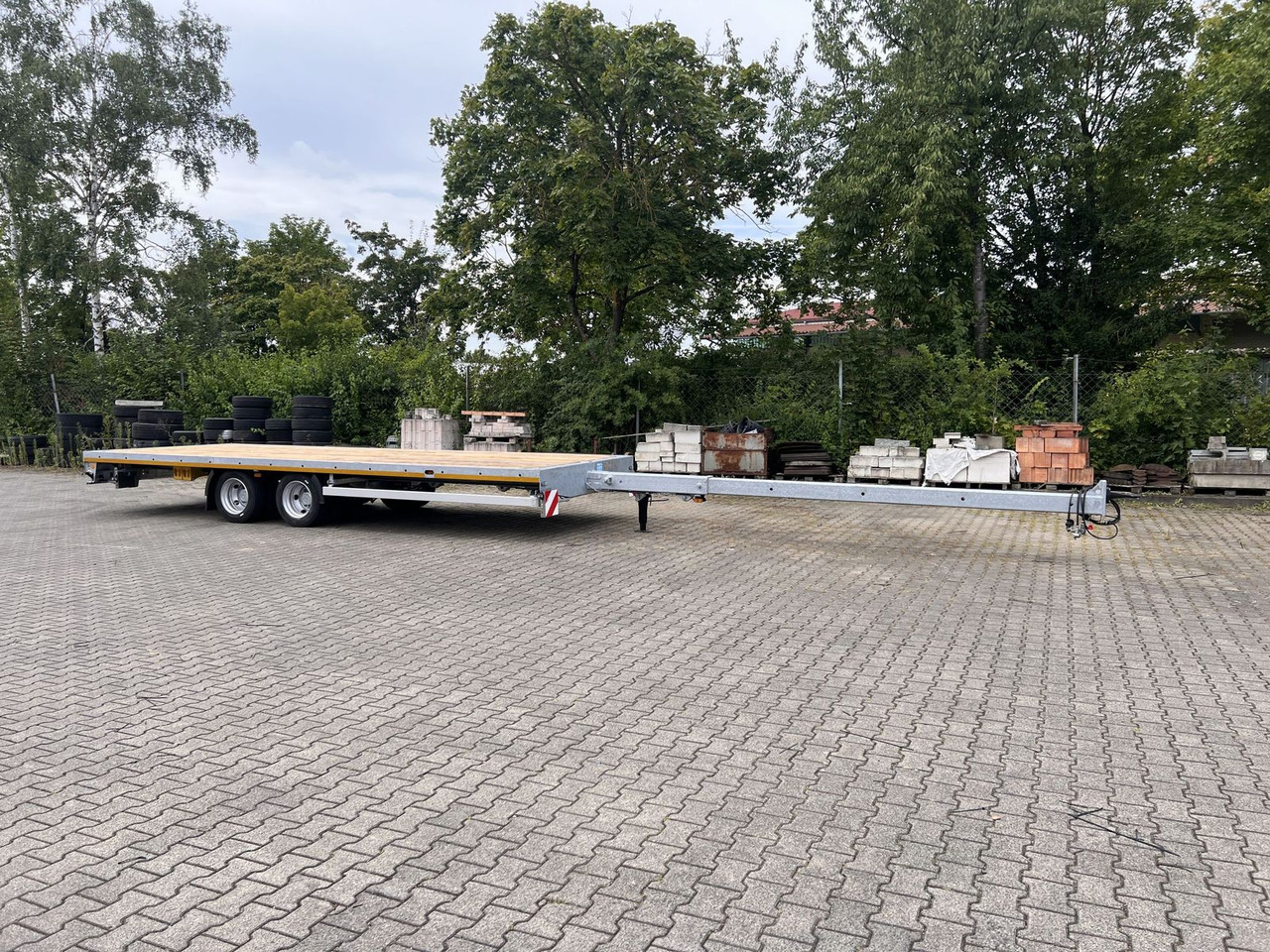 Möslein 13,9 t Tandemanhänger- Tieflader, ausziehbarLuf - Semitrailer: bilde 1 Möslein 13,9 t Tandemanhänger- Tieflader, ausziehbarLuf - Semitrailer: bilde 1