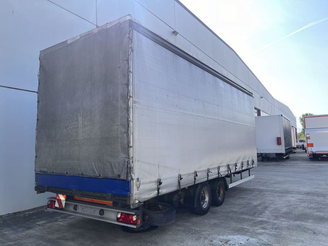 Tandem- Planenanhänger - Kapellbil: bilde 5 Tandem- Planenanhänger - Kapellbil: bilde 5