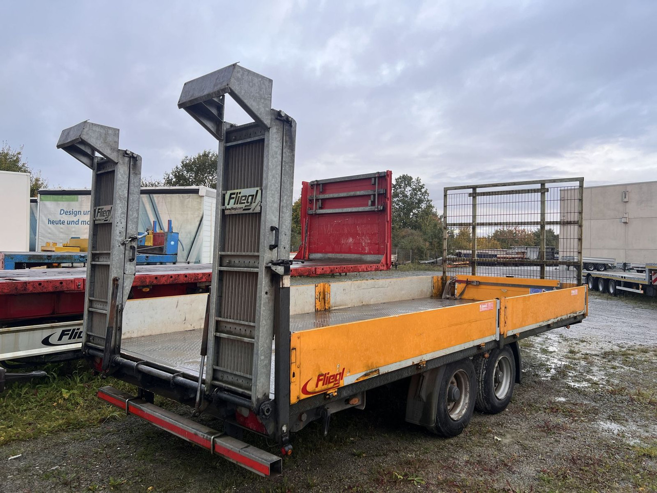 Tandemtieflader - Lavloader tilhenger: bilde 3 Tandemtieflader - Lavloader tilhenger: bilde 3