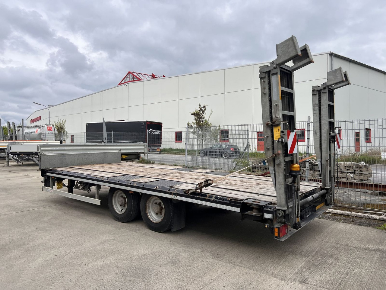 Tandemtieflader - Lavloader tilhenger: bilde 3 Tandemtieflader - Lavloader tilhenger: bilde 3