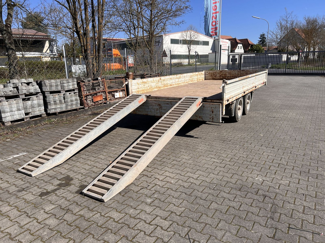 Tandemtieflader - Lavloader tilhenger: bilde 2 Tandemtieflader - Lavloader tilhenger: bilde 2