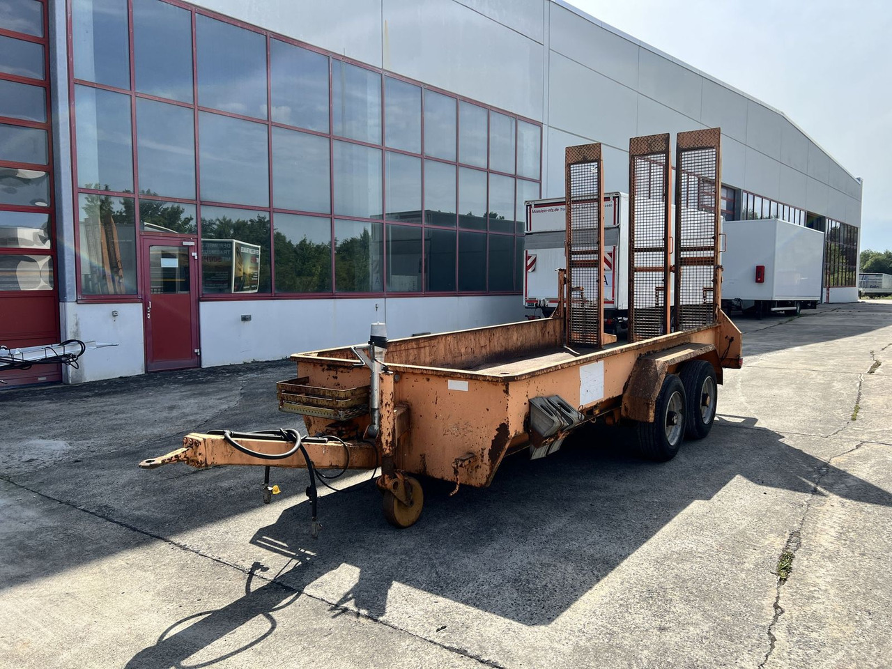 Tandemtieflader - Lavloader tilhenger: bilde 4 Tandemtieflader - Lavloader tilhenger: bilde 4