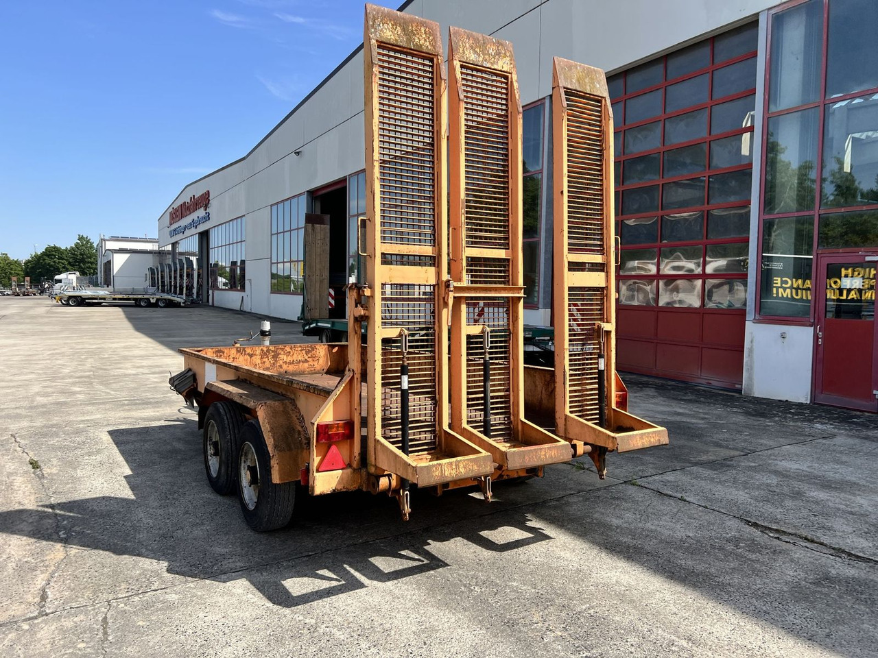 Tandemtieflader - Lavloader tilhenger: bilde 3 Tandemtieflader - Lavloader tilhenger: bilde 3