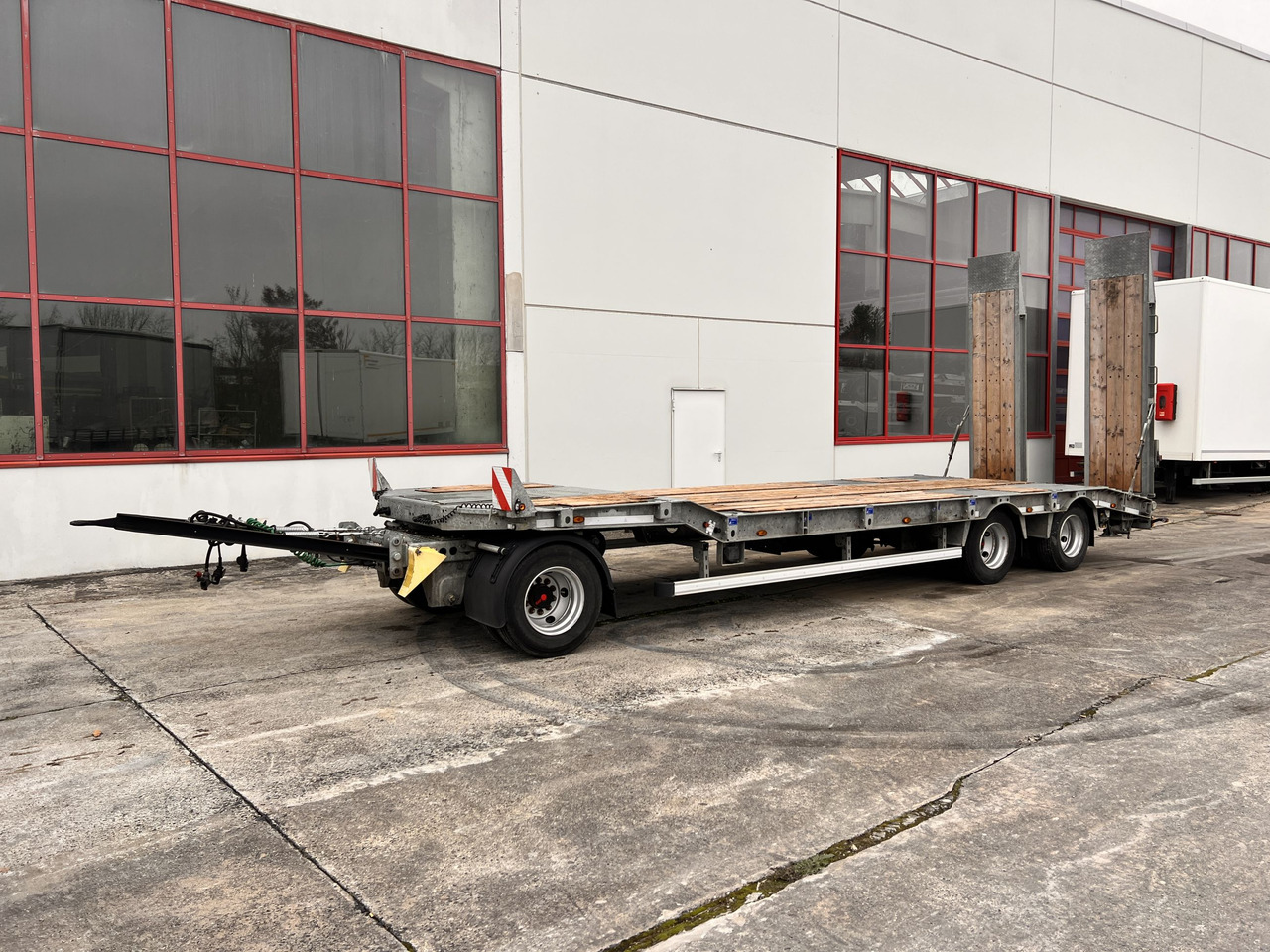 T3 3 Achs Tiefladeranhänger, wenig Benutzt - Lavloader tilhenger: bilde 1 T3 3 Achs Tiefladeranhänger, wenig Benutzt - Lavloader tilhenger: bilde 1