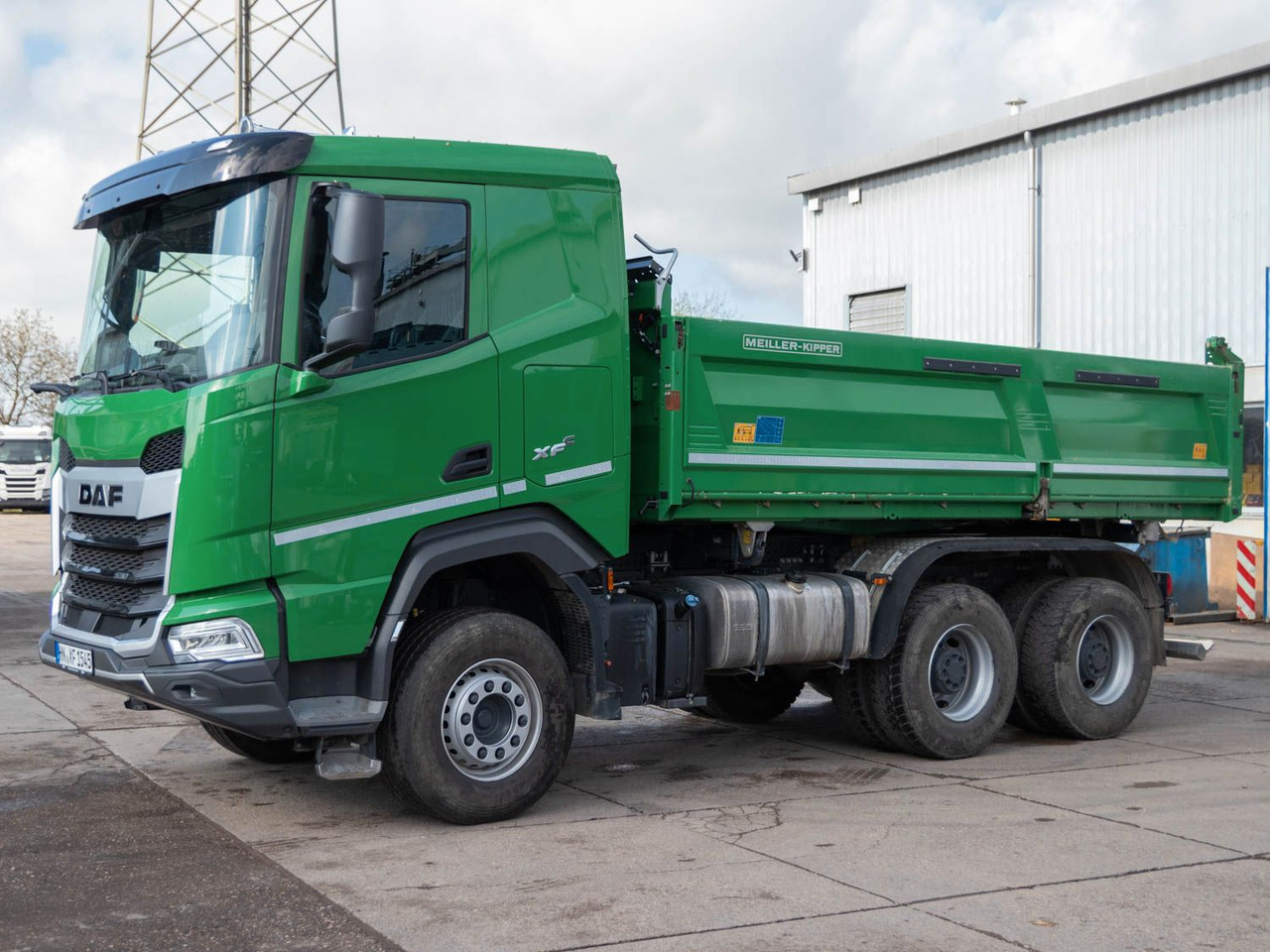 DAF FAT XFC 530 SL Meiller TRIGENIUS D 316 DAF FAT XFC 530 SL Meiller TRIGENIUS D 316 - Tippbil: bilde 1 DAF FAT XFC 530 SL Meiller TRIGENIUS D 316 DAF FAT XFC 530 SL Meiller TRIGENIUS D 316 - Tippbil: bilde 1