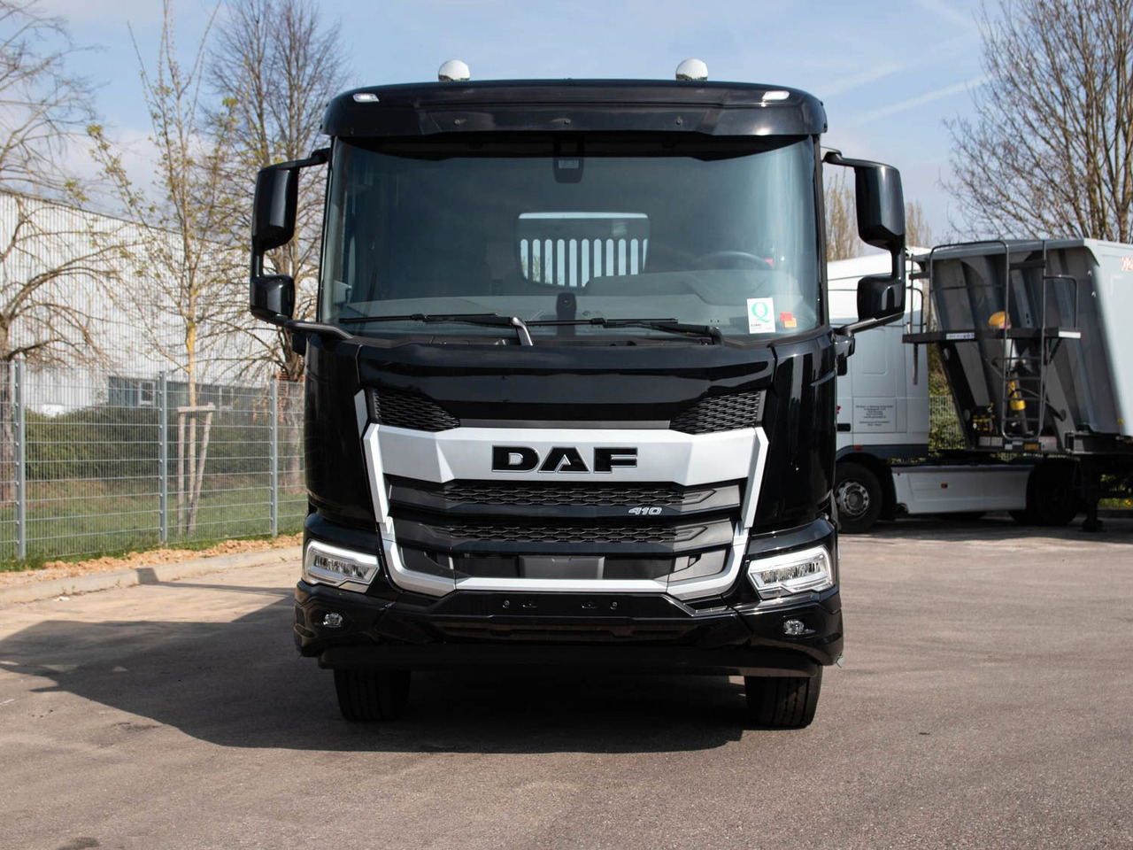 DAF XD 410 FA Absetzkipper DAF XD 410 FA Absetzkipper - Liftdumper lastebil: bilde 4 DAF XD 410 FA Absetzkipper DAF XD 410 FA Absetzkipper - Liftdumper lastebil: bilde 4