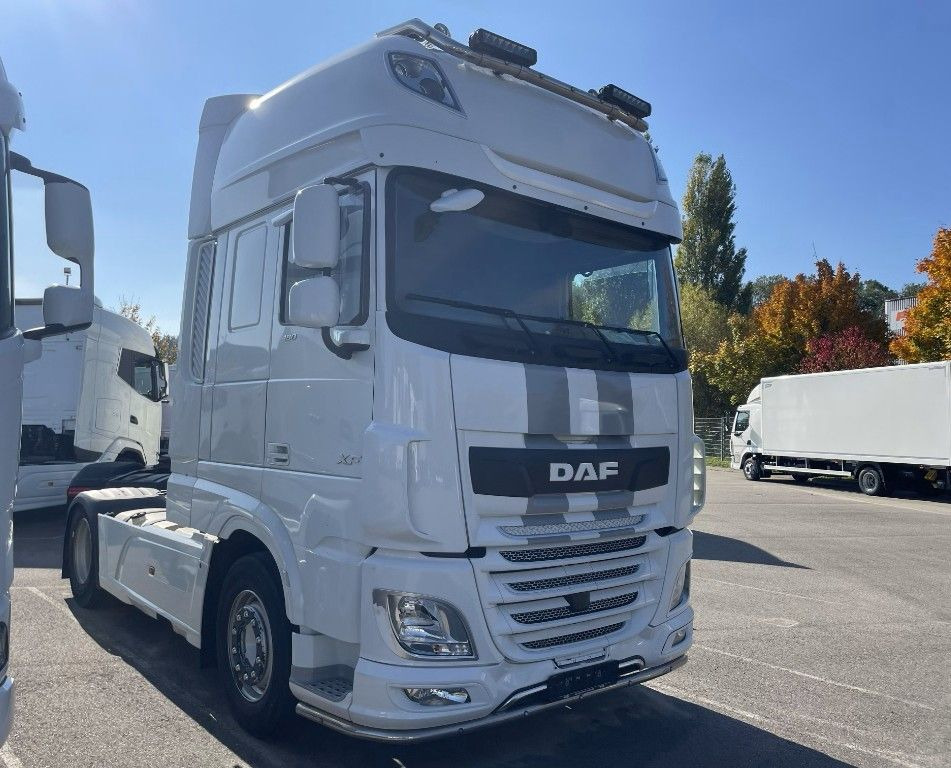 DAF FT XF480 SSC, 2x Tank, Standklima, Lampenbügel DAF FT XF480 SSC, 2x Tank, Standklima, Lampenbügel - Trekkvogn: bilde 2 DAF FT XF480 SSC, 2x Tank, Standklima, Lampenbügel DAF FT XF480 SSC, 2x Tank, Standklima, Lampenbügel - Trekkvogn: bilde 2
